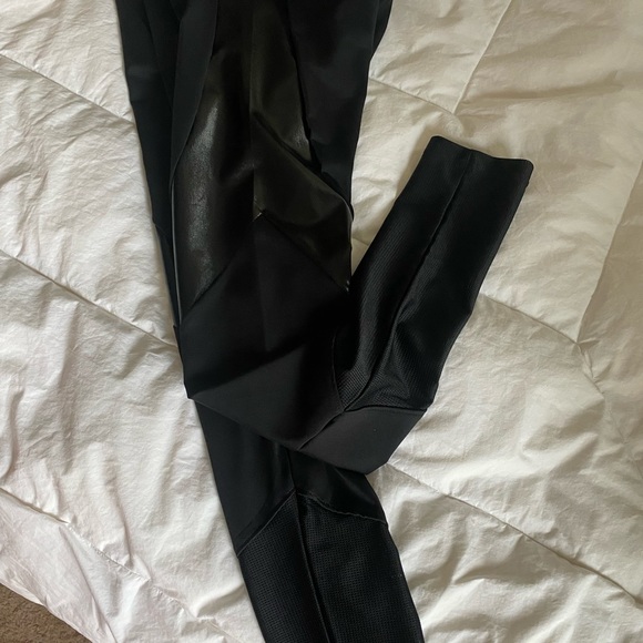 Black pyramid set - Picture 7 of 12